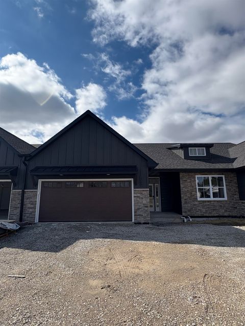 Photo of 3385 SHAWANO Avenue, GREEN BAY, WI 54313 (MLS # 50323323)