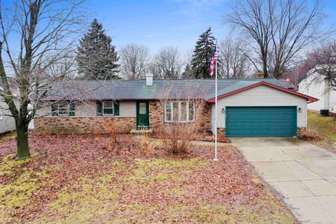Photo of 2540 SUN Terrace, GREEN BAY, WI 54311 (MLS # 50321424)