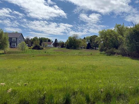 Photo of W258N6891 VICTORIA Circle #6, SUSSEX, WI 53089 (MLS # 50327350)