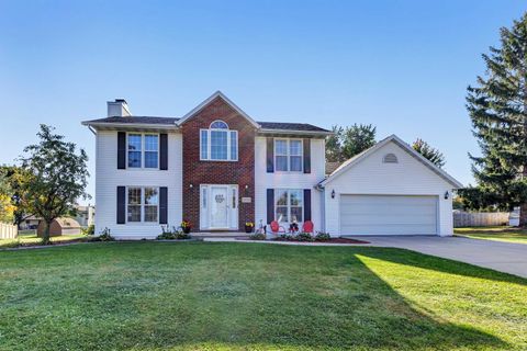Photo of 2833 FRIENDLY Circle, GREEN BAY, WI 54313 (MLS # 50316115)