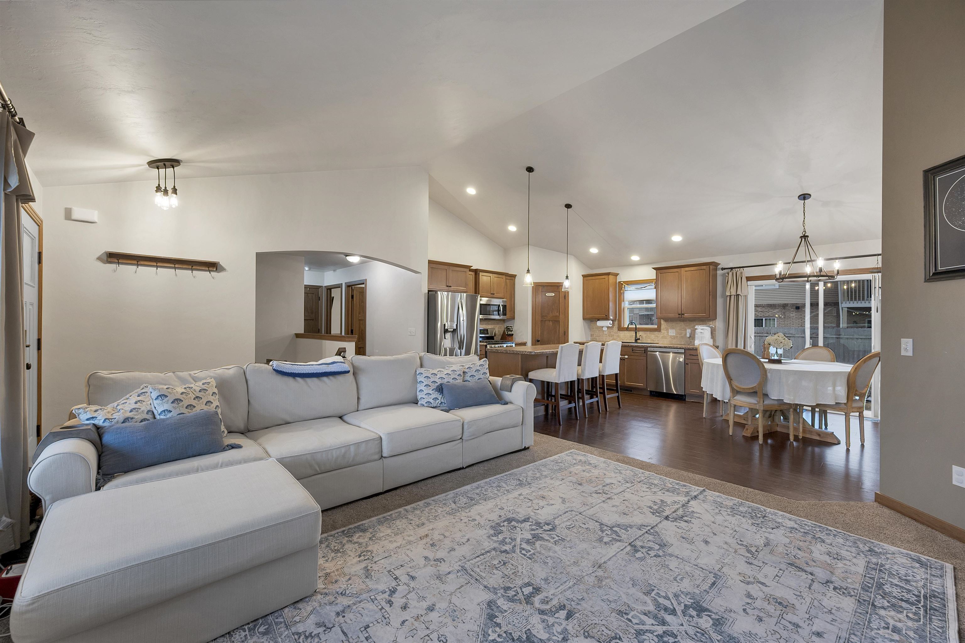 623 SWEET MEADOW Lane