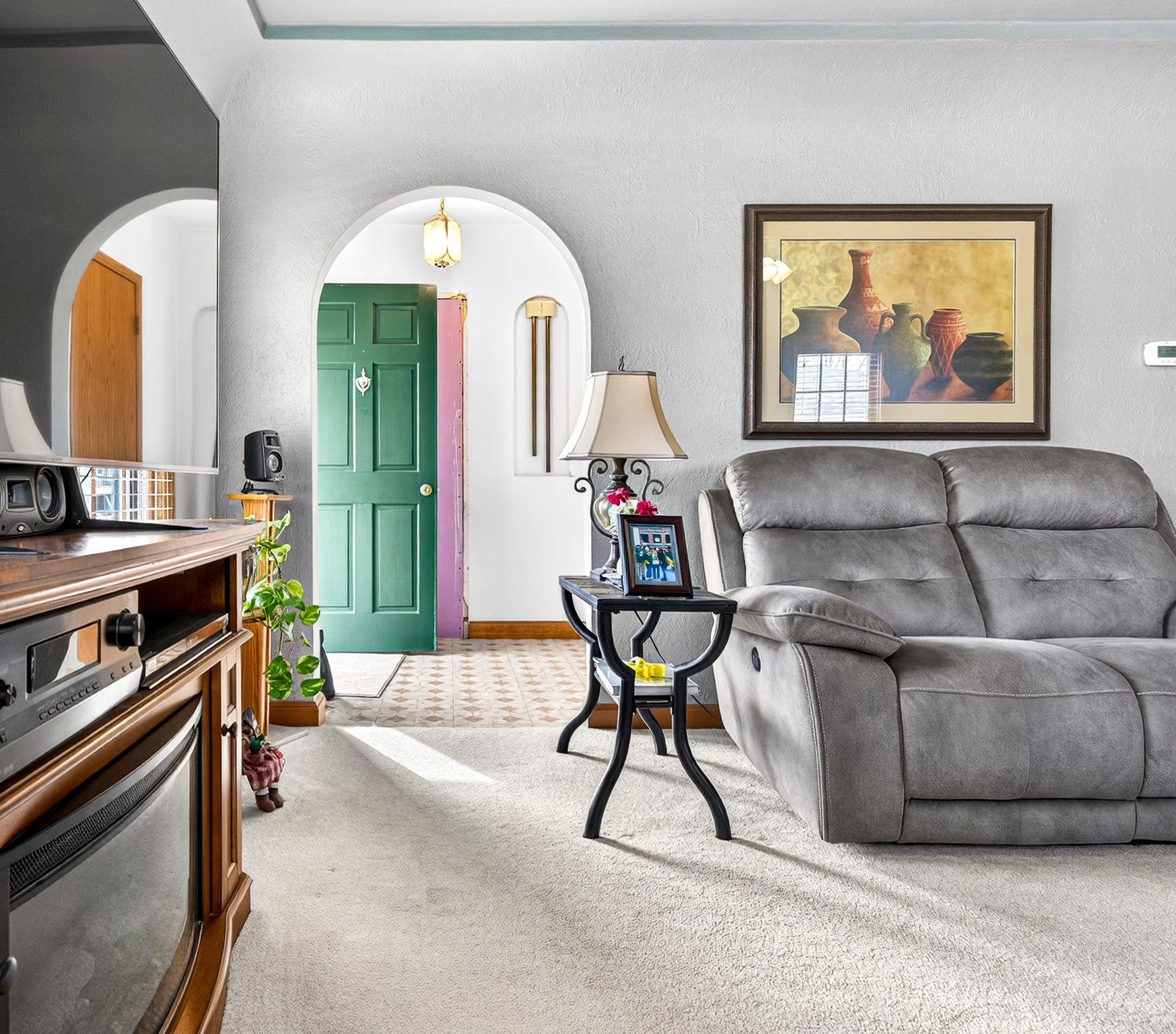 228 FREDERICK Street