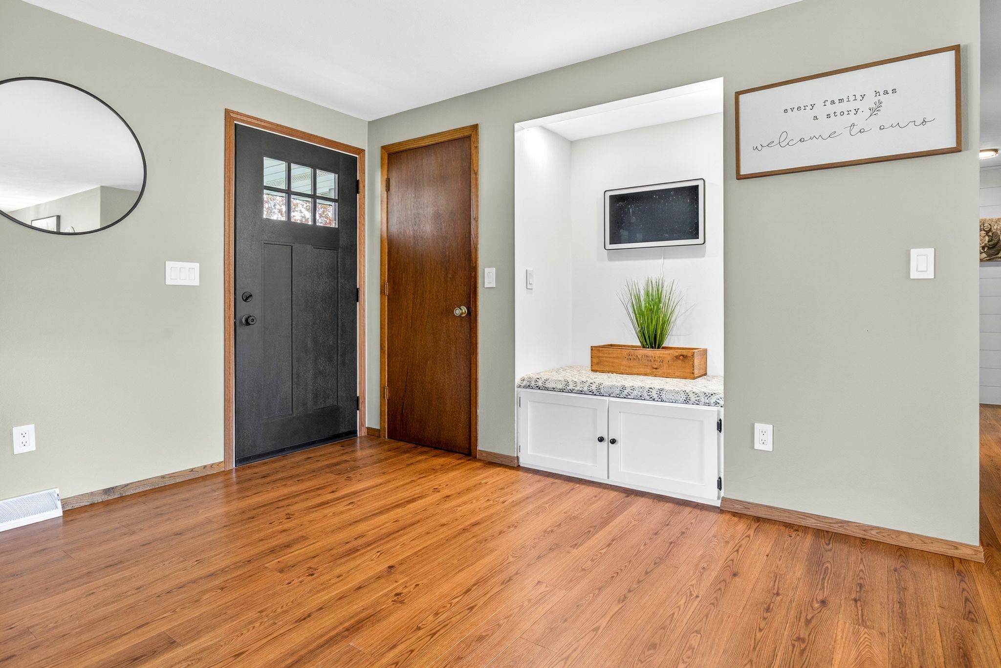 807 ROSEHILL Road