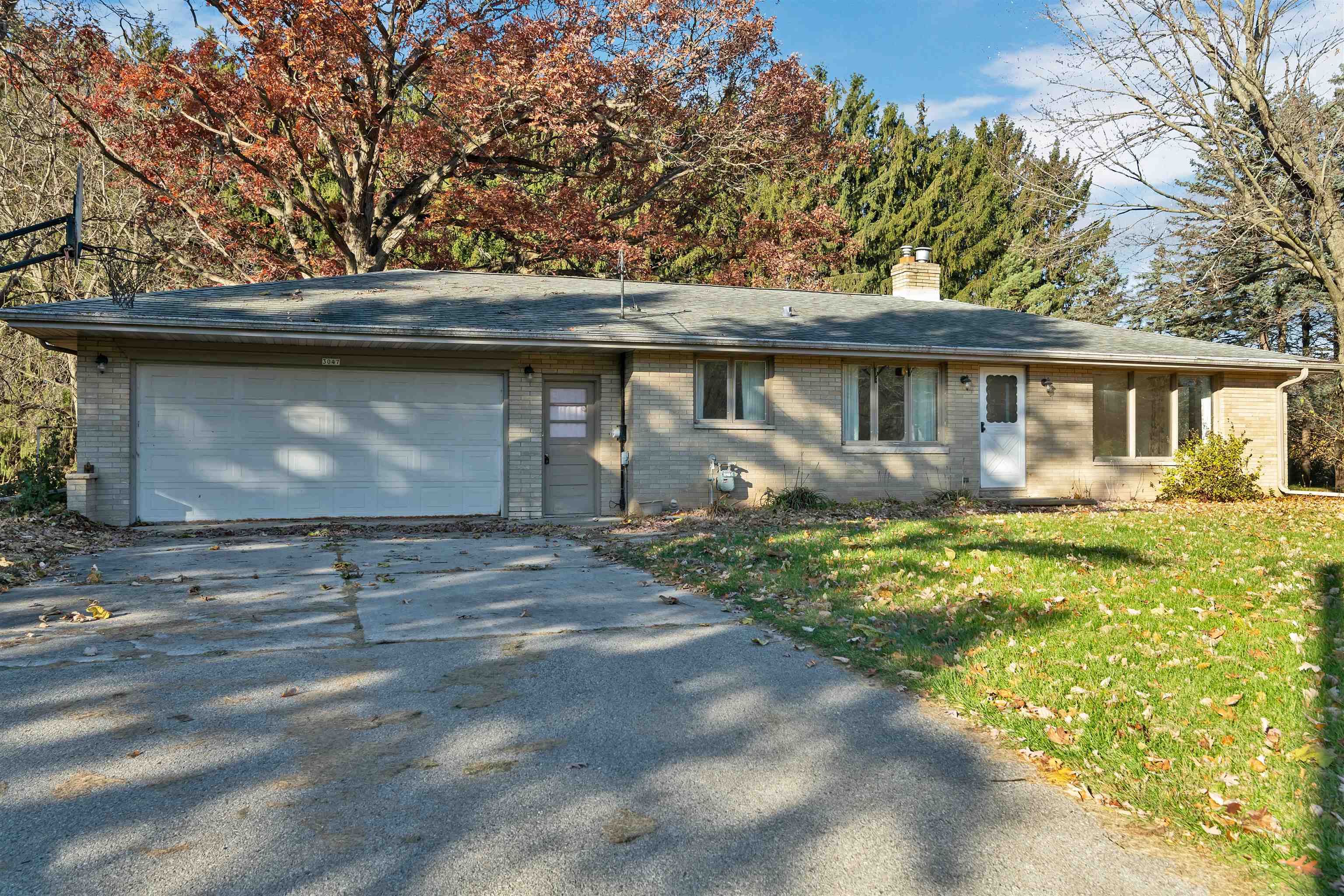 3047 S PINE TREE Road