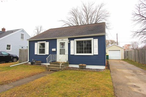 Photo of 518 LA PLANT Street, GREEN BAY, WI 54302 (MLS # 50318649)
