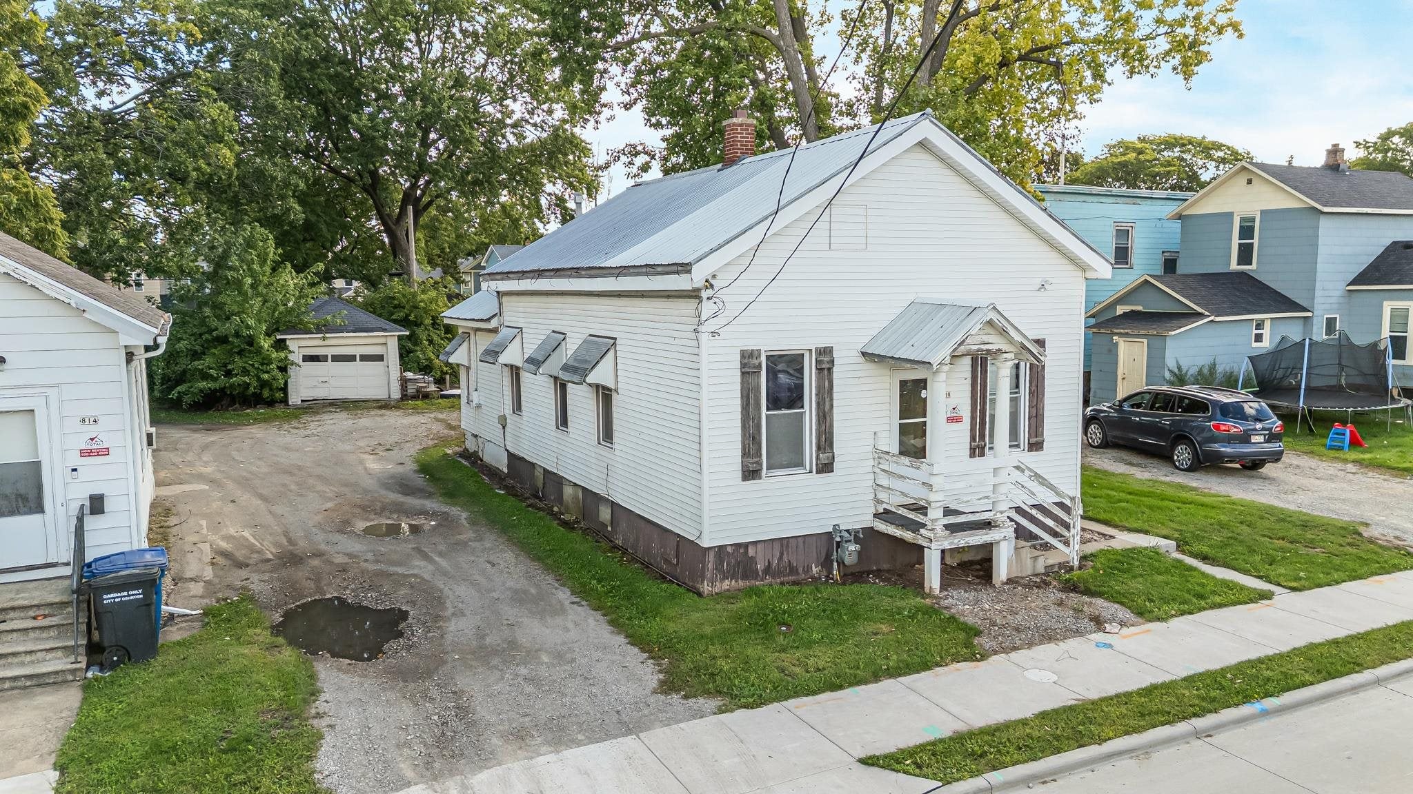 810 MCKINLEY Street