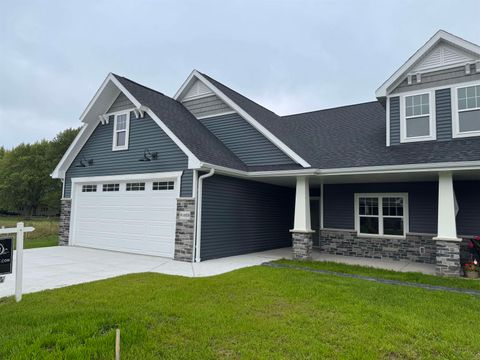 Photo of W4958 COTTAGE Lane, SHERWOOD, WI 54169 (MLS # 50315642)