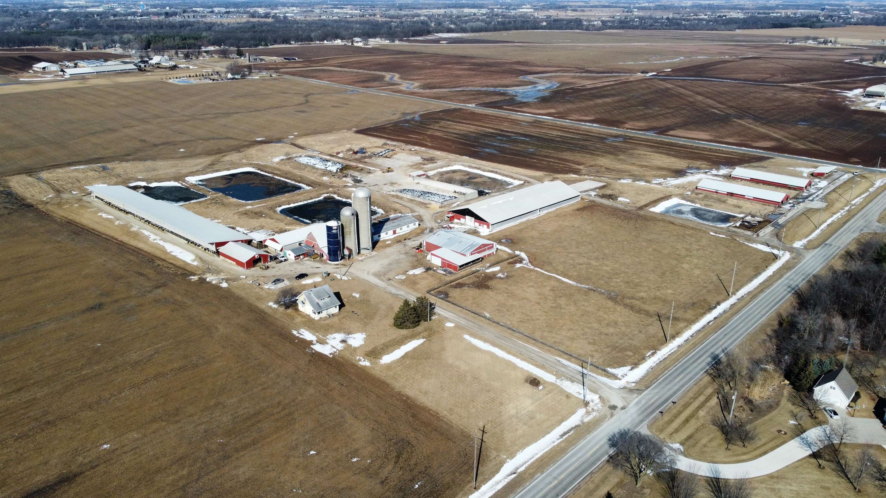 N1211 COUNTY ROAD GG