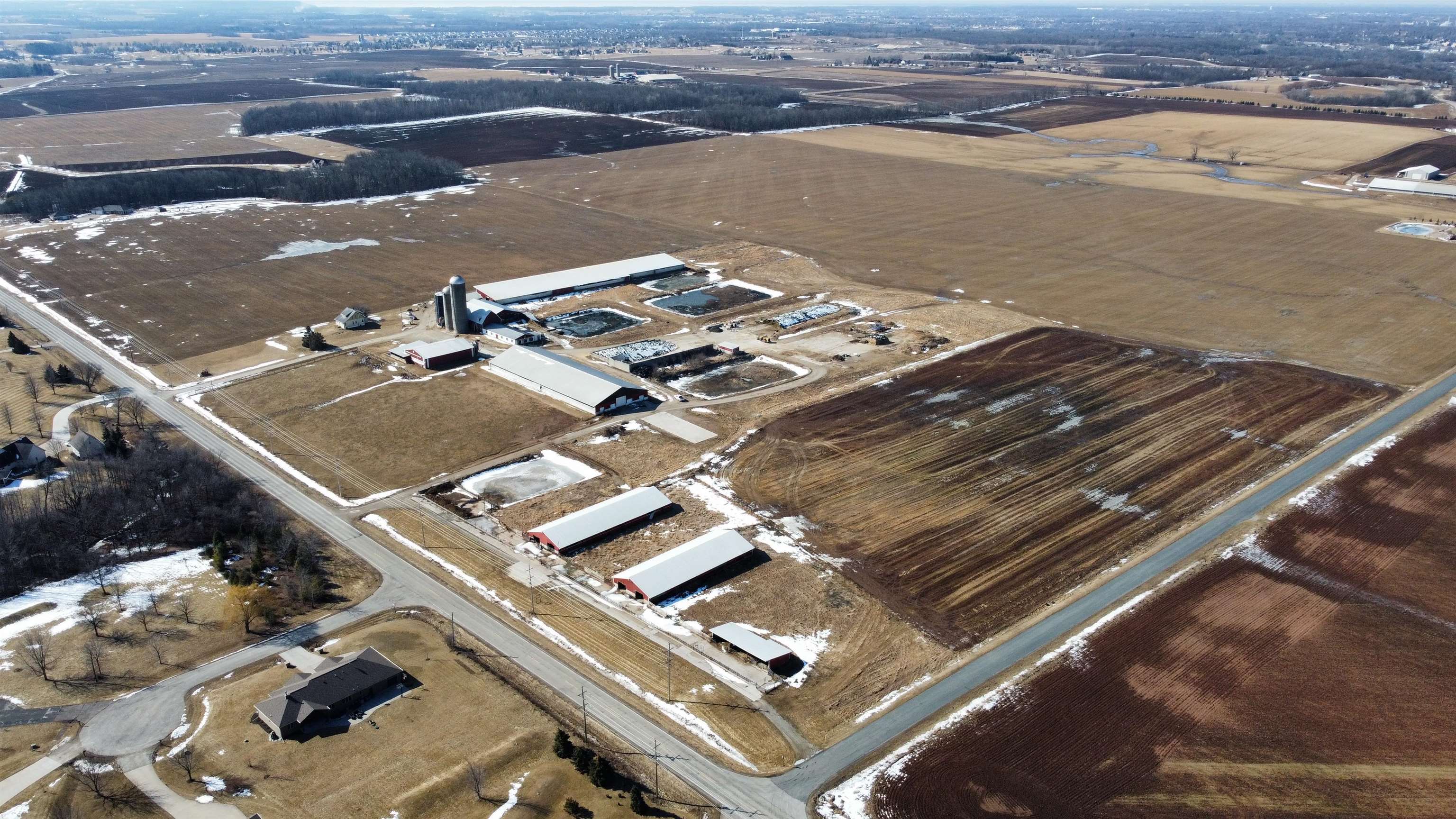 N1211 COUNTY ROAD GG