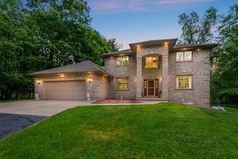 Photo of 4544 CROOKED CREEK Lane, HOBART, WI 54155 (MLS # 50327336)