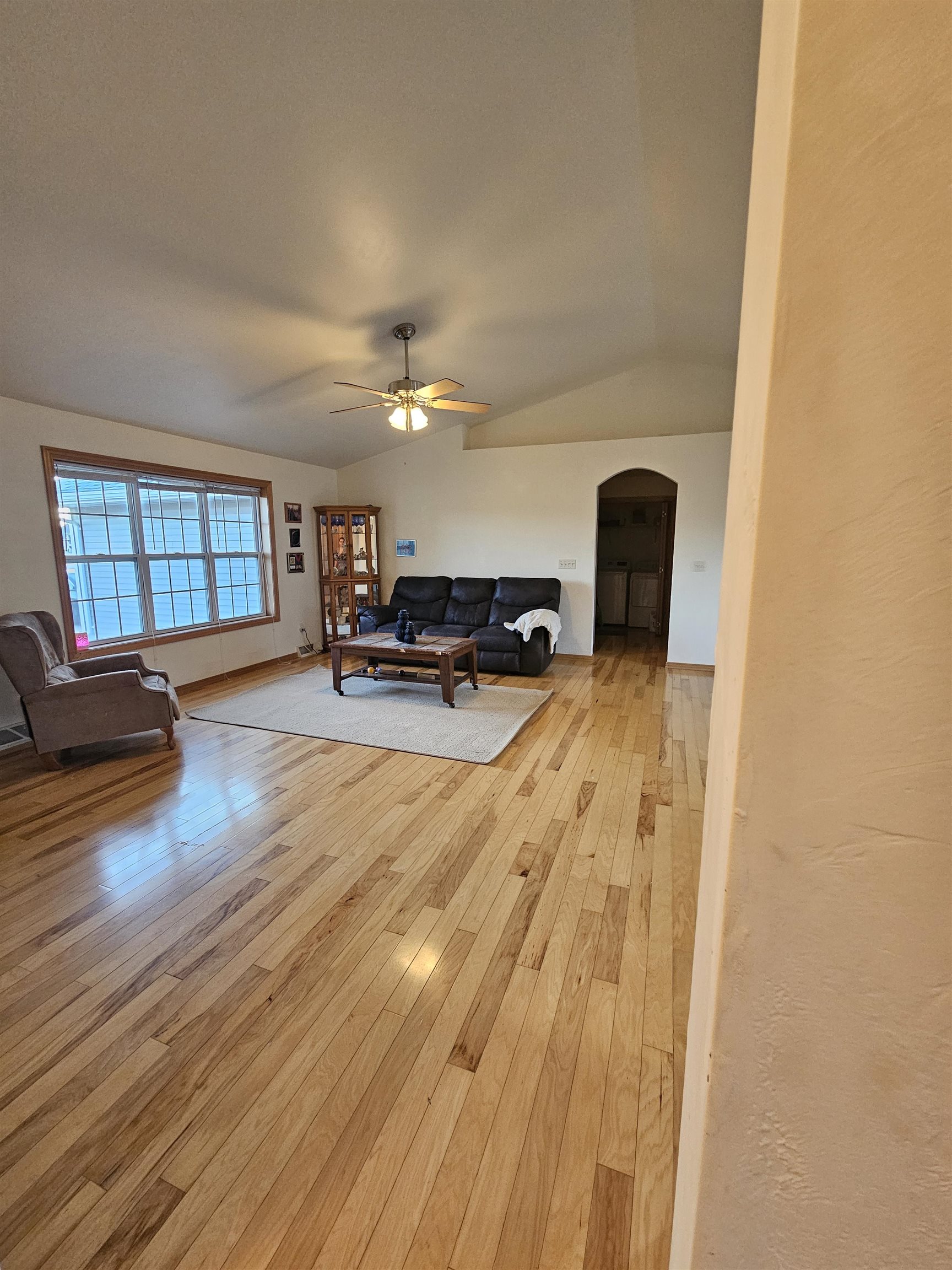 De Pere, Wisconsin 54115, United States, 3 Bedrooms Bedrooms, ,2 BathroomsBathrooms,Residential,Active,233554