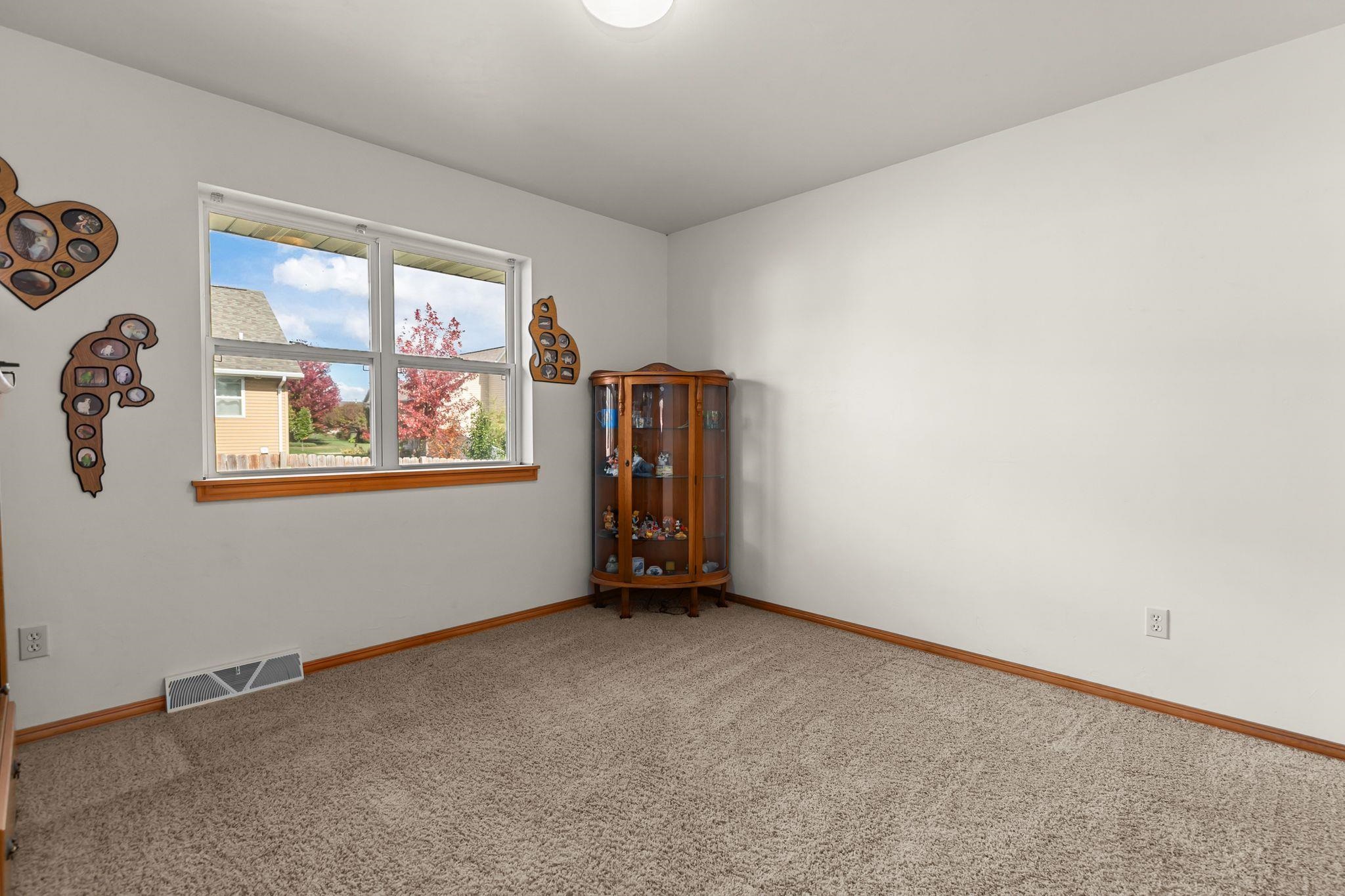 De Pere, Wisconsin 54115, United States, 3 Bedrooms Bedrooms, ,2 BathroomsBathrooms,Residential,Active,233554