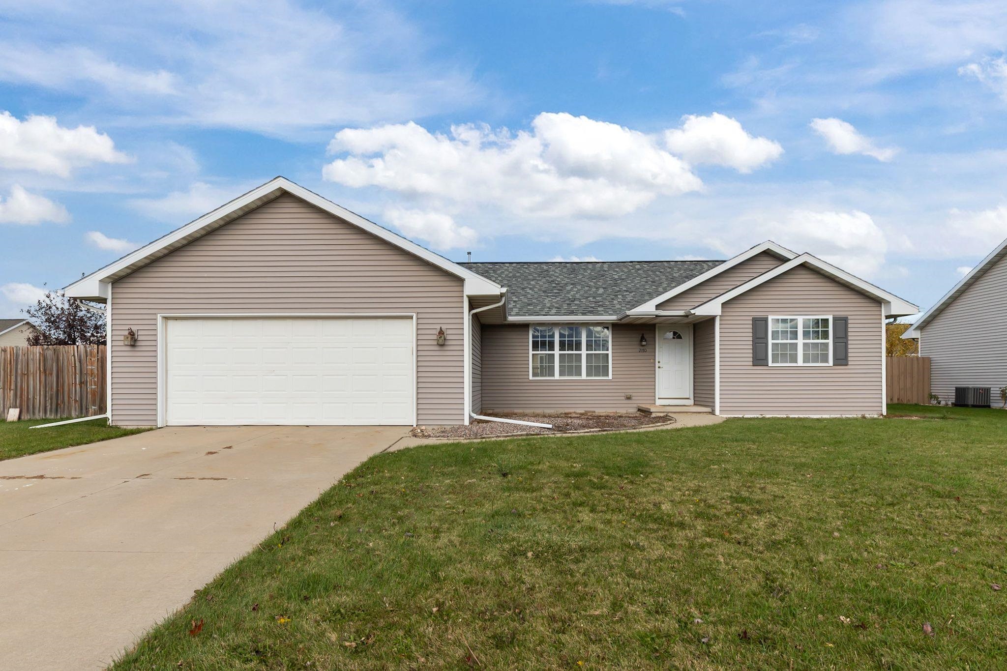 De Pere, Wisconsin 54115, United States, 3 Bedrooms Bedrooms, ,2 BathroomsBathrooms,Residential,Active,233554