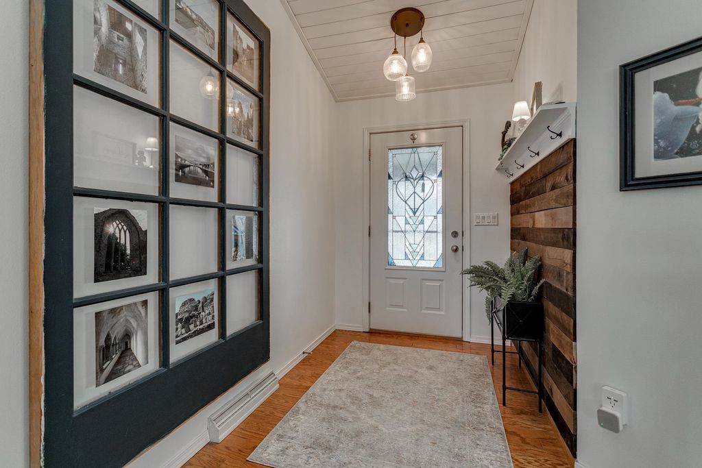 Photo of 30 WEATHERSTONE Drive, APPLETON, WI 54914 (MLS # 50322177)