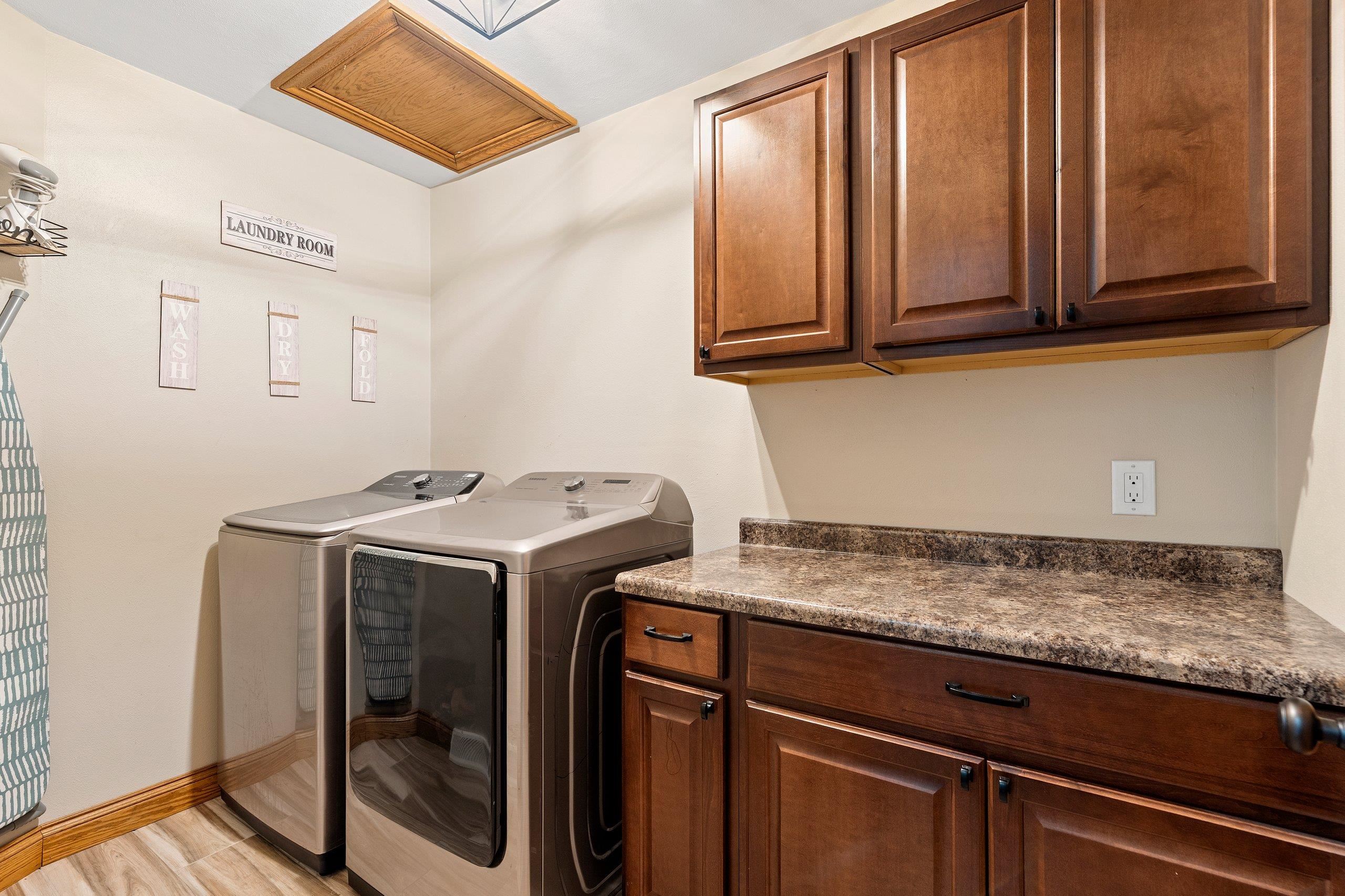 Bear Creek, Wisconsin 54922, United States, 3 Bedrooms Bedrooms, ,3 BathroomsBathrooms,Residential,Active,99618