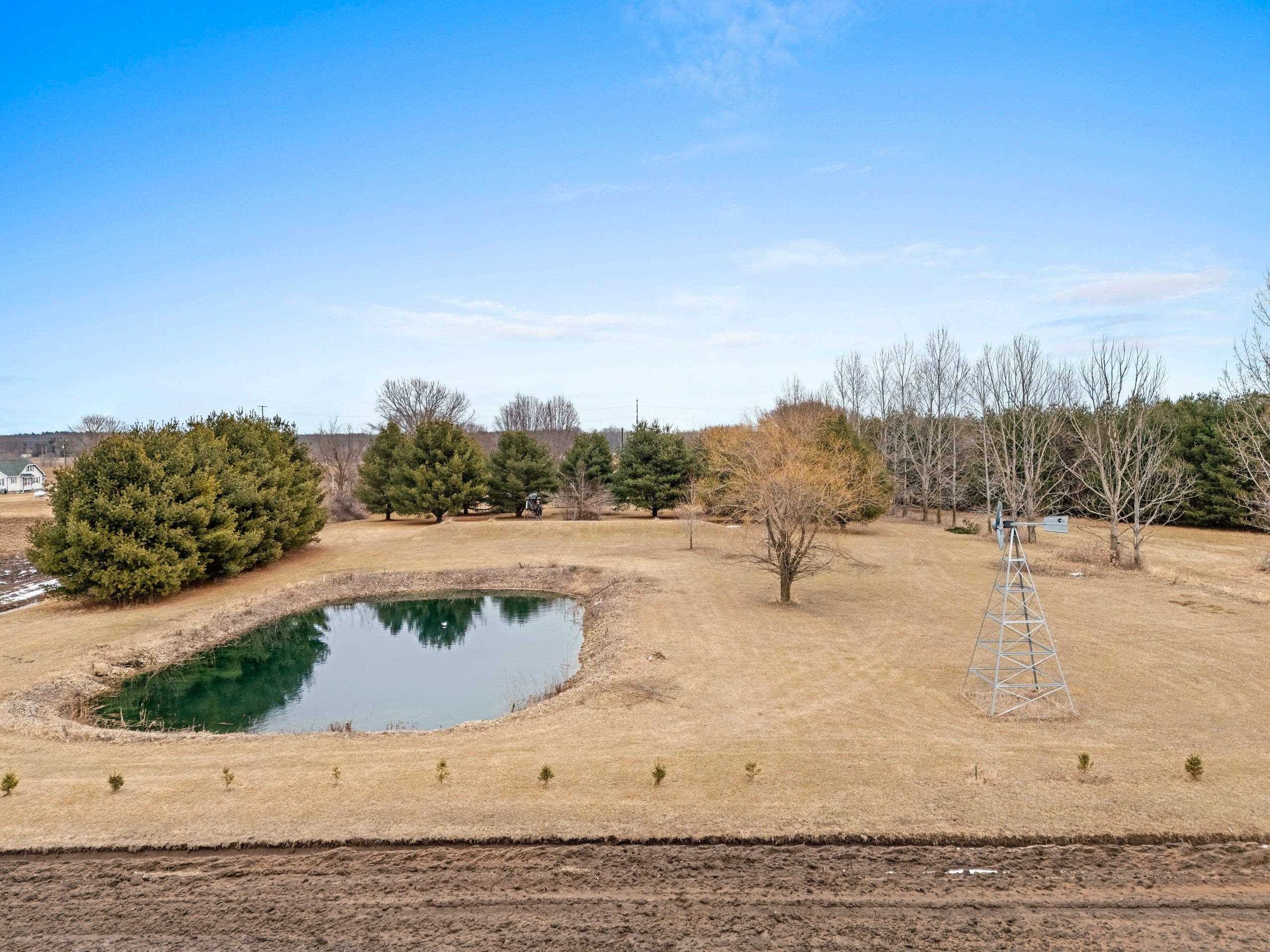 Bear Creek, Wisconsin 54922, United States, 3 Bedrooms Bedrooms, ,3 BathroomsBathrooms,Residential,Active,99618