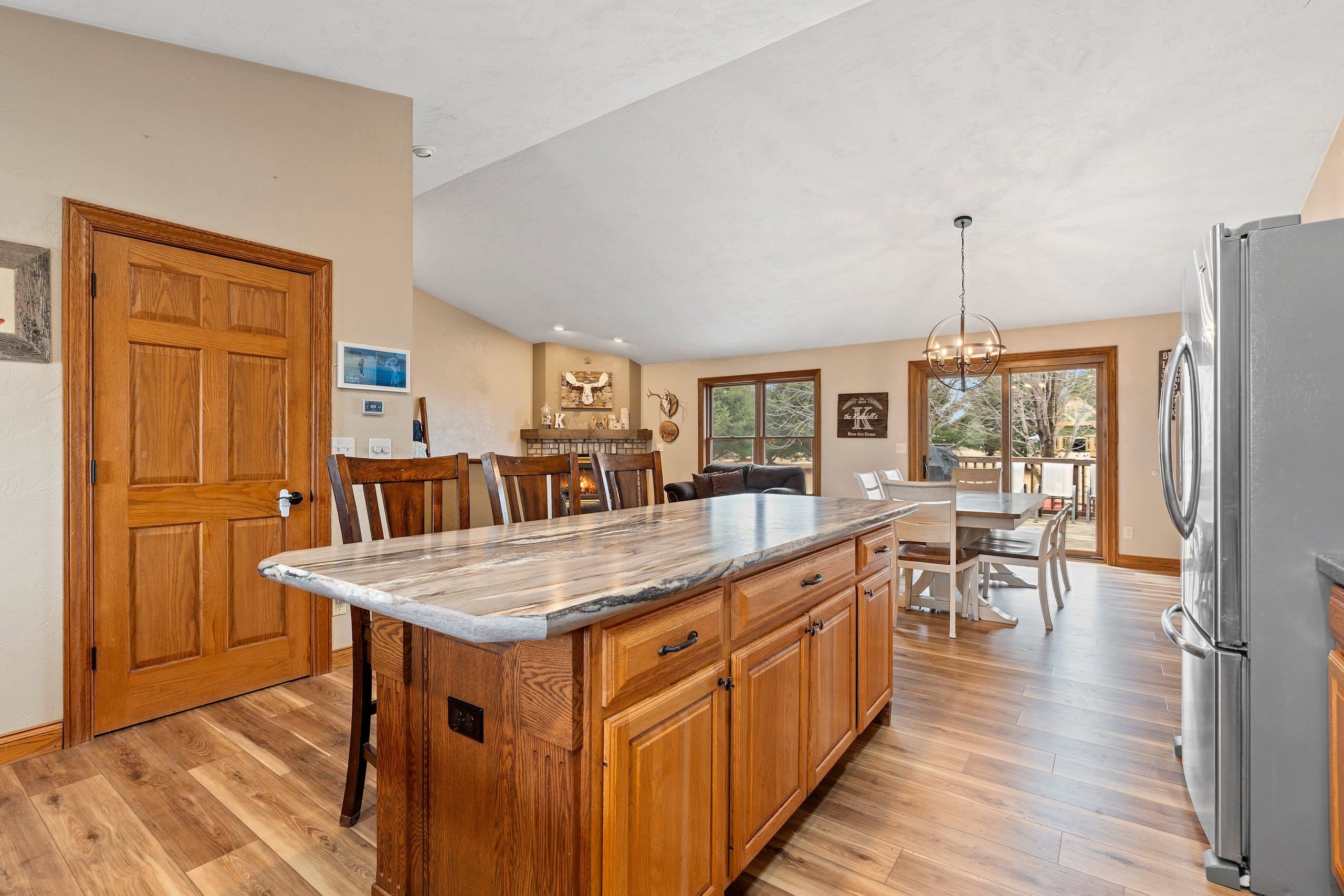 Bear Creek, Wisconsin 54922, United States, 3 Bedrooms Bedrooms, ,3 BathroomsBathrooms,Residential,Active,99618