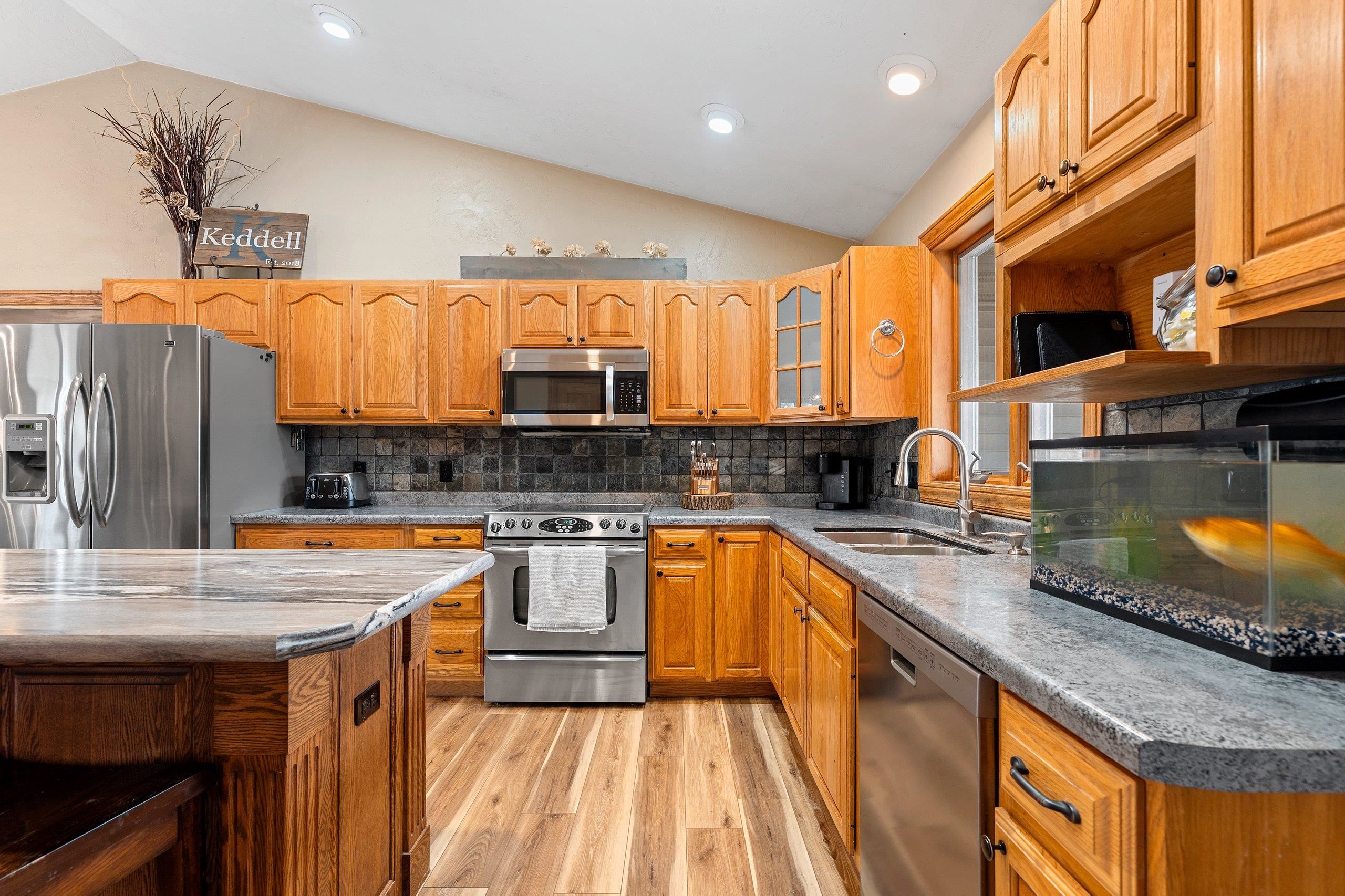 Bear Creek, Wisconsin 54922, United States, 3 Bedrooms Bedrooms, ,3 BathroomsBathrooms,Residential,Active,99618