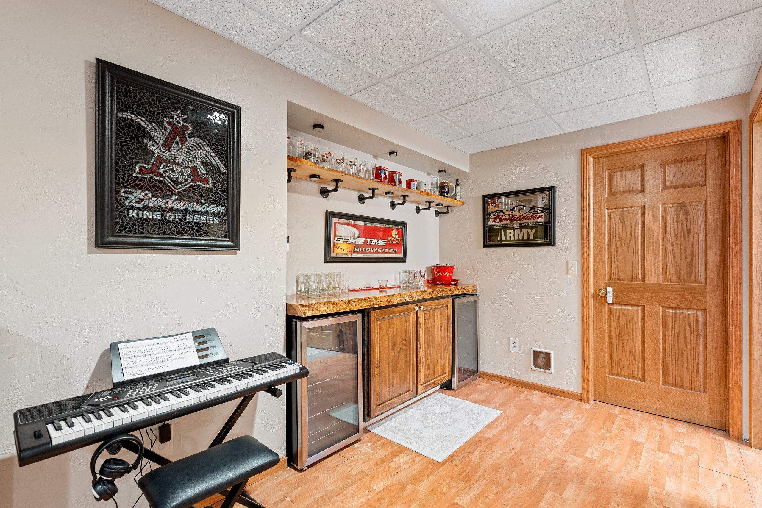 Bear Creek, Wisconsin 54922, United States, 3 Bedrooms Bedrooms, ,3 BathroomsBathrooms,Residential,Active,99618