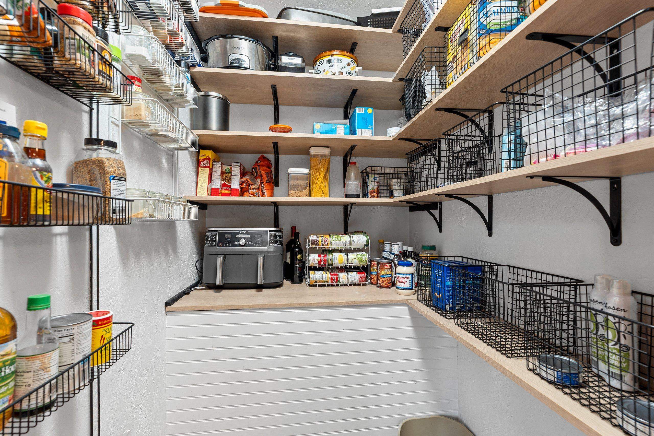 Bear Creek, Wisconsin 54922, United States, 3 Bedrooms Bedrooms, ,3 BathroomsBathrooms,Residential,Active,99618