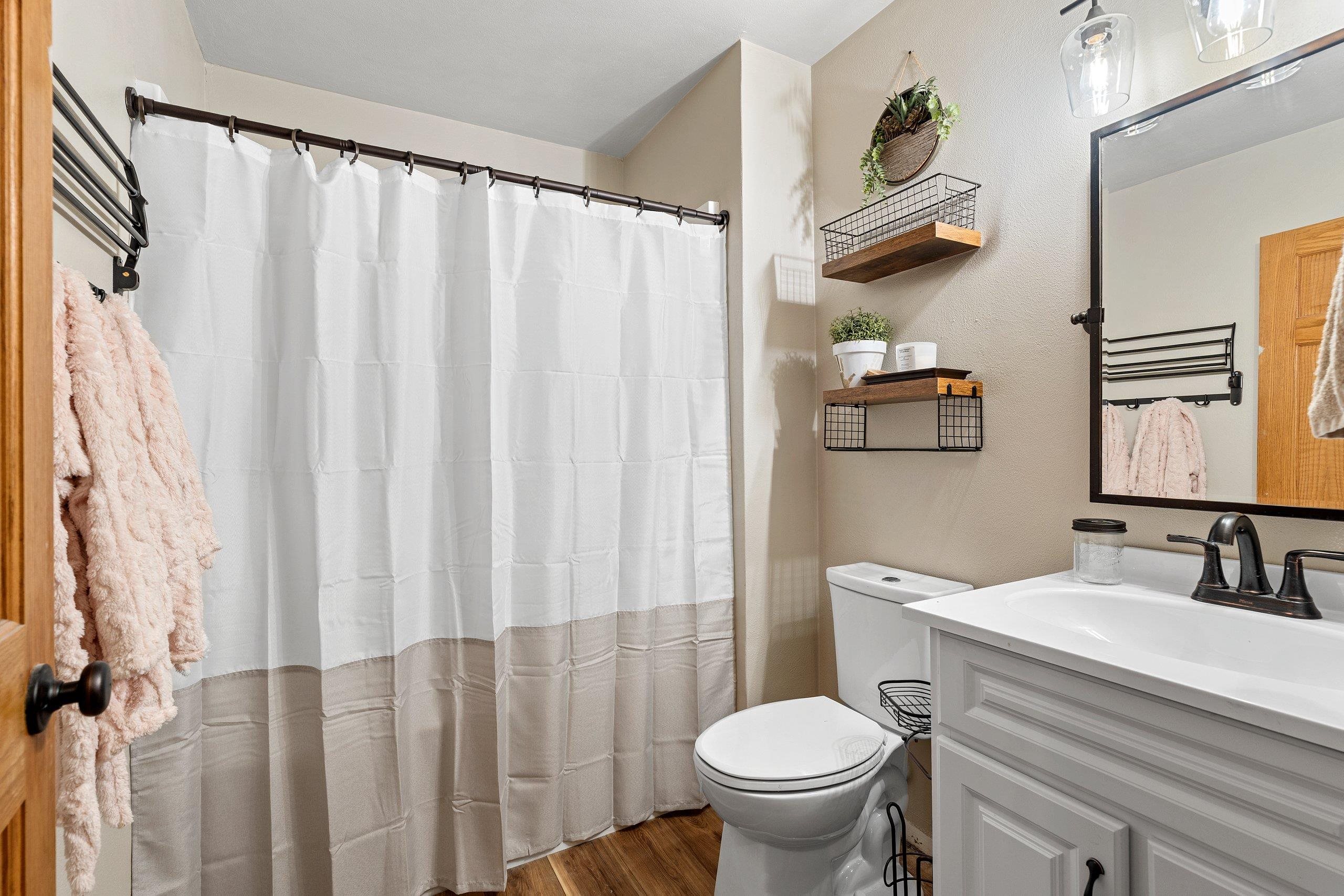 Bear Creek, Wisconsin 54922, United States, 3 Bedrooms Bedrooms, ,3 BathroomsBathrooms,Residential,Active,99618