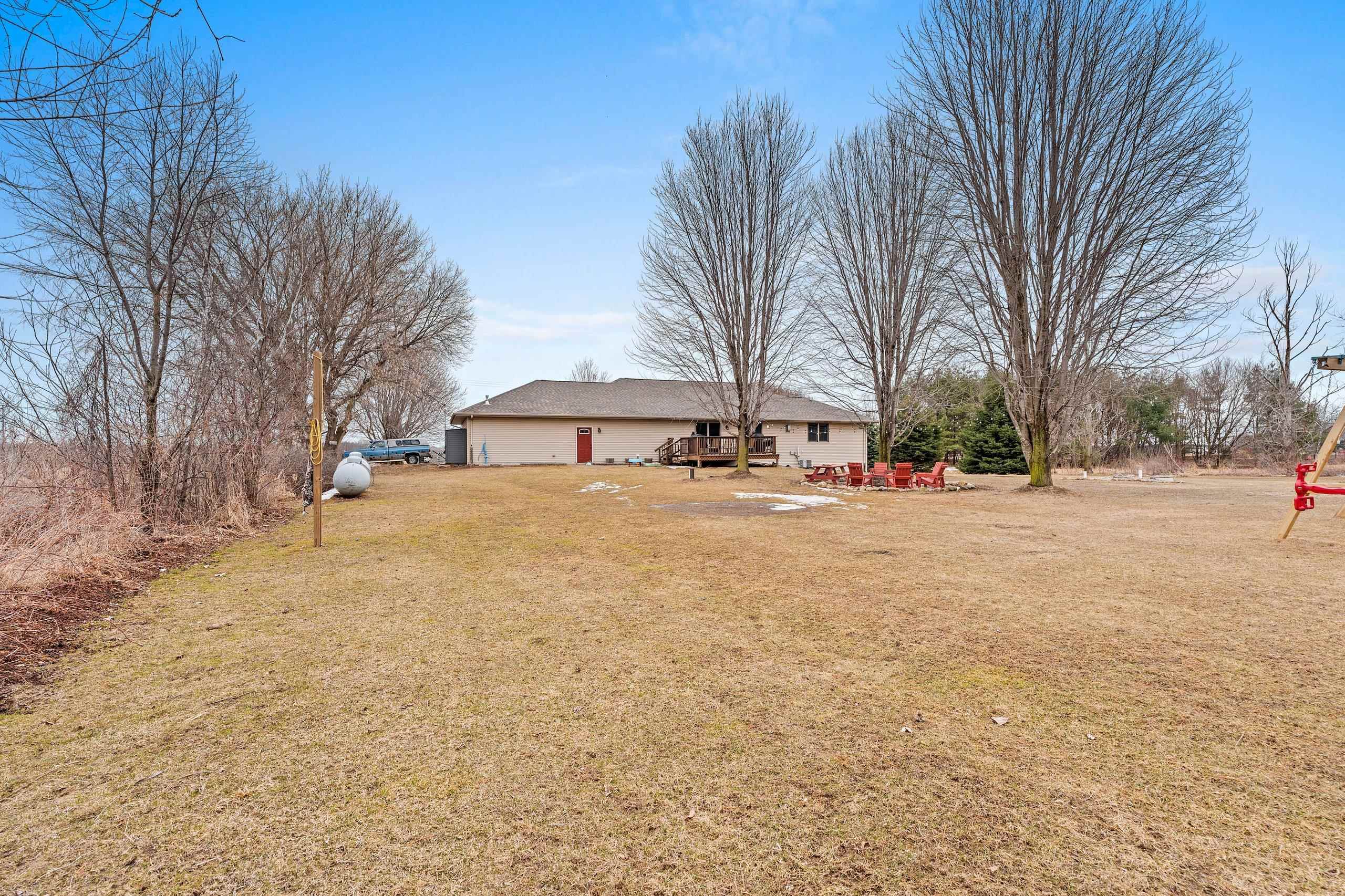 Bear Creek, Wisconsin 54922, United States, 3 Bedrooms Bedrooms, ,3 BathroomsBathrooms,Residential,Active,99618