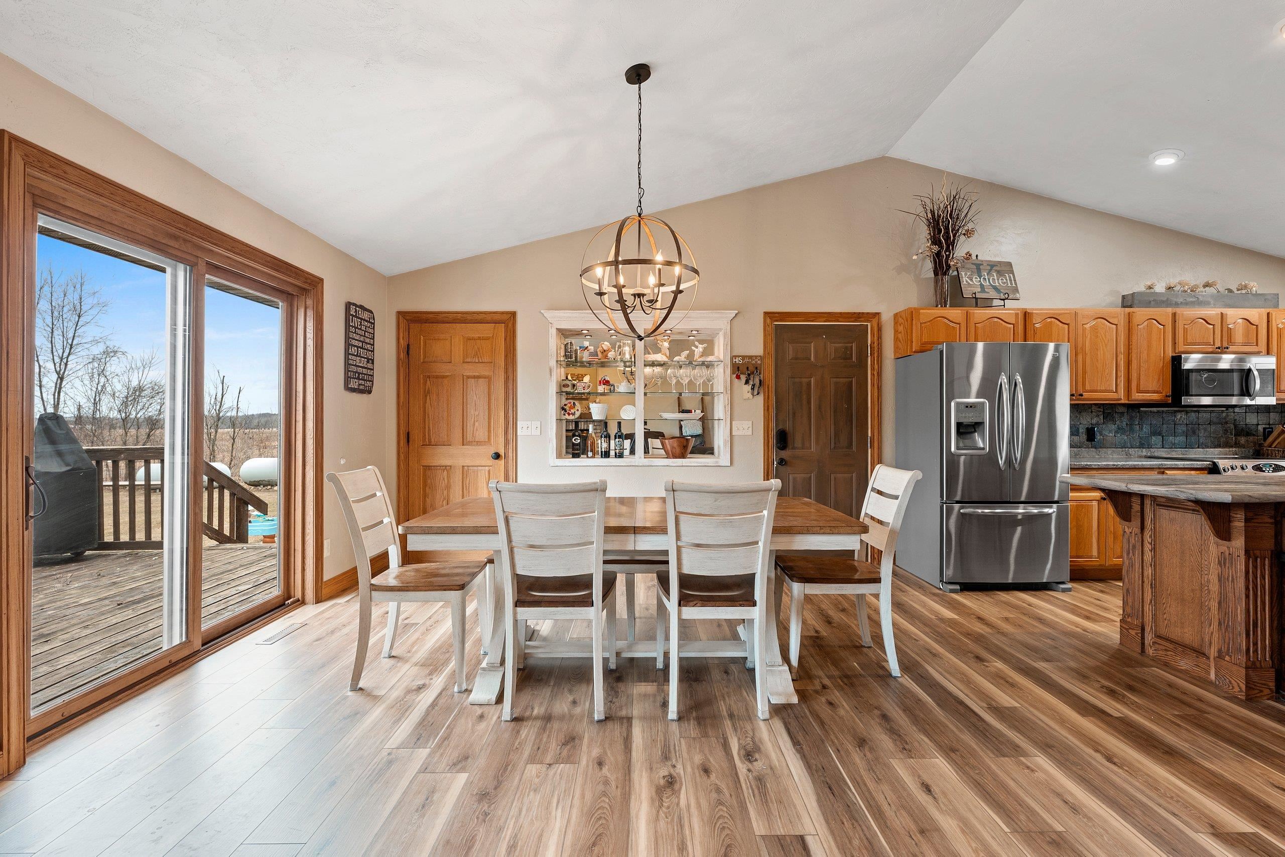 Bear Creek, Wisconsin 54922, United States, 3 Bedrooms Bedrooms, ,3 BathroomsBathrooms,Residential,Active,99618