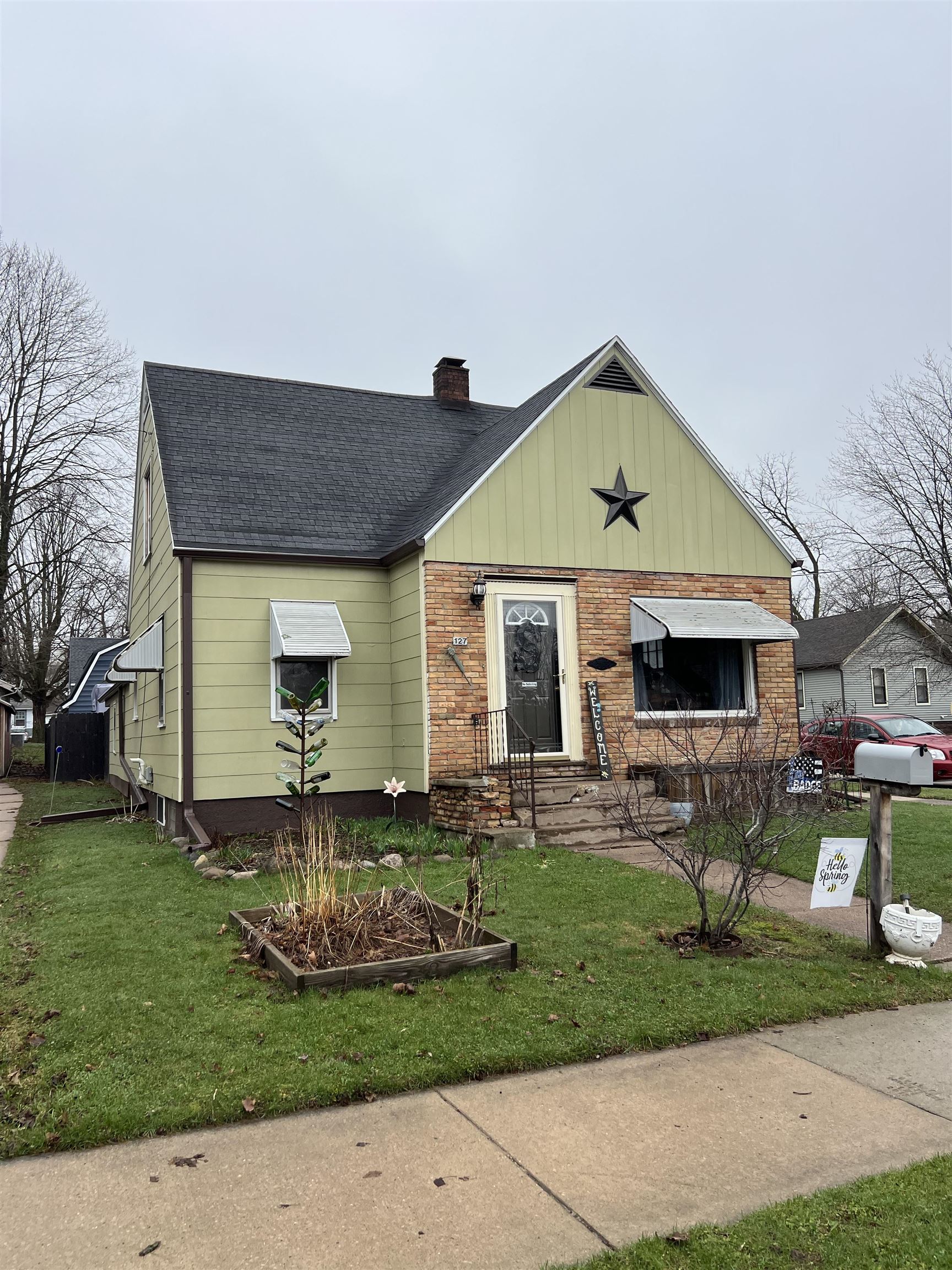 Photo 1 of 26 — 127 GARFIELD Avenue, CLINTONVILLE, WI 54929