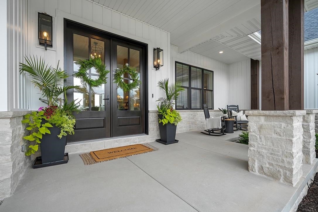 707 BLACKBERRY Court