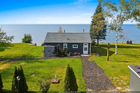 Photo of 169 SUN N SURF Drive, LUXEMBURG, WI 54217 (MLS # 50315586)