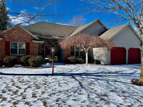 Photo of 2169 KENSINGTON Drive, GREEN BAY, WI 54311 (MLS # 50321456)