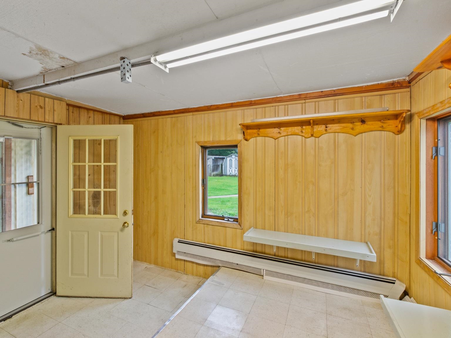 Sturgeon Bay, Wisconsin 54235, United States, 3 Bedrooms Bedrooms, ,1 BathroomBathrooms,Residential,Active,195585