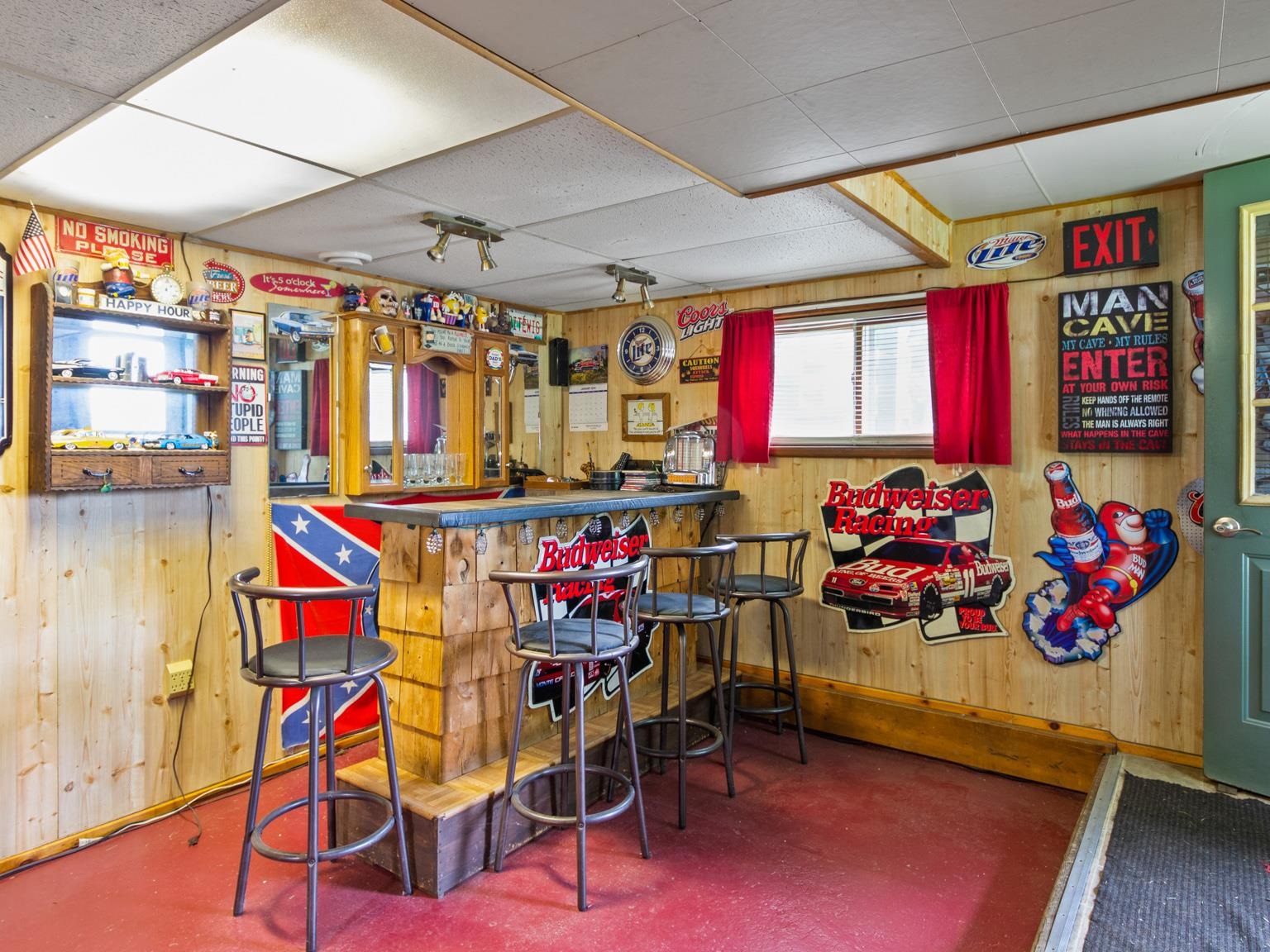 Sturgeon Bay, Wisconsin 54235, United States, 3 Bedrooms Bedrooms, ,1 BathroomBathrooms,Residential,Active,195585