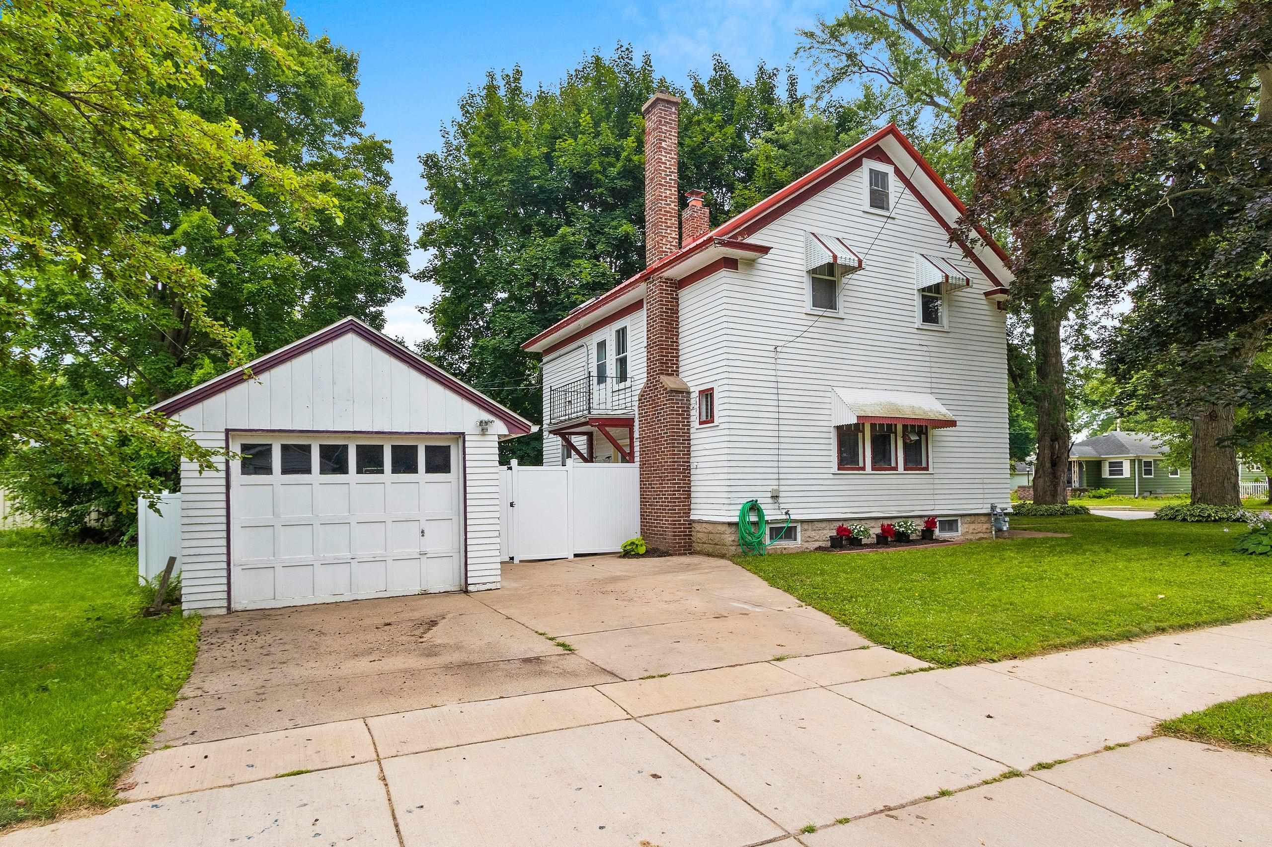 Shawano, Wisconsin 54166, United States, 3 Bedrooms Bedrooms, ,1 BathroomBathrooms,Residential,Active,177380