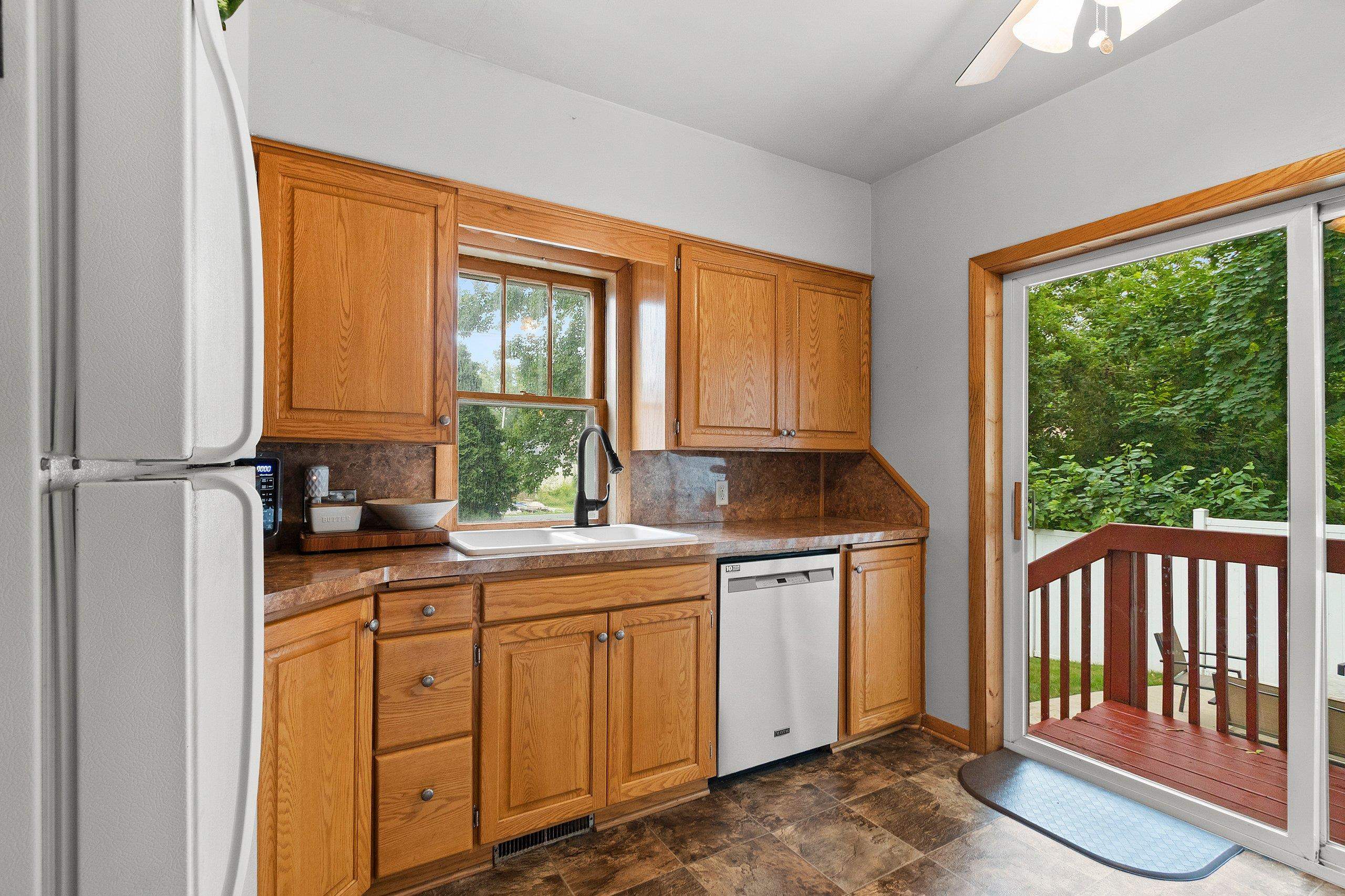 Shawano, Wisconsin 54166, United States, 3 Bedrooms Bedrooms, ,1 BathroomBathrooms,Residential,Active,177380