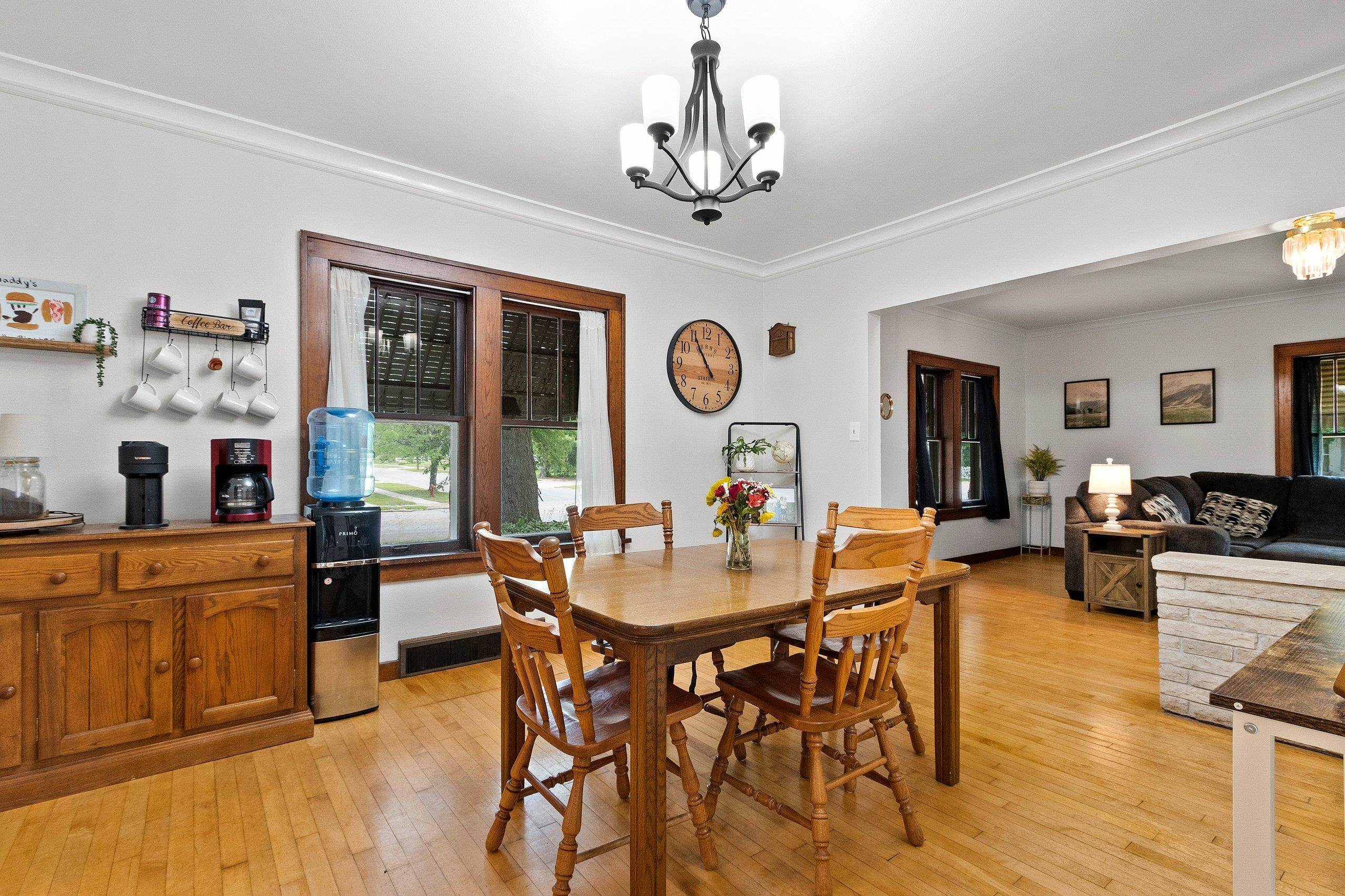 Shawano, Wisconsin 54166, United States, 3 Bedrooms Bedrooms, ,1 BathroomBathrooms,Residential,Active,177380