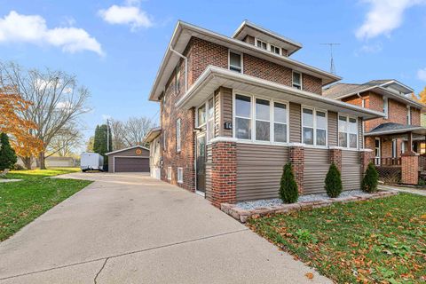 Photo of 14 N SEYMOUR Street, FOND DU LAC, WI 54935 (MLS # 50318481)