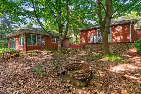 Photo of 7558 W EVERGREEN Drive, WAUPACA, WI 54981 (MLS # 50327034)