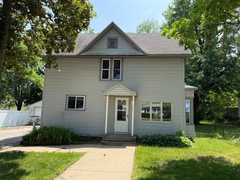 Photo of 144 E ONTARIO Street, OMRO, WI 54963 (MLS # 50327269)