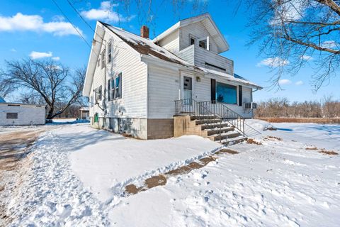 Photo of 651 N WISCONSIN Street, BERLIN, WI 54923 (MLS # 50318913)