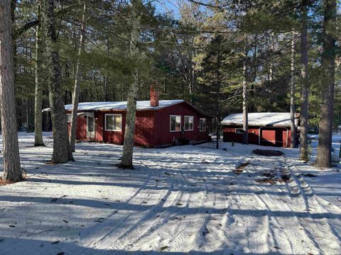 Photo of W2087 GREAT BEAR Road, KESHENA, WI 54135 (MLS # 50319883)