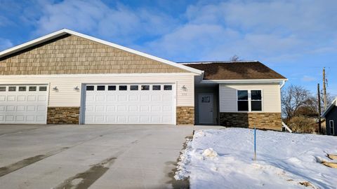 Photo of 202 EVERGREEN Lane, CHILTON, WI 53014 (MLS # 50319944)
