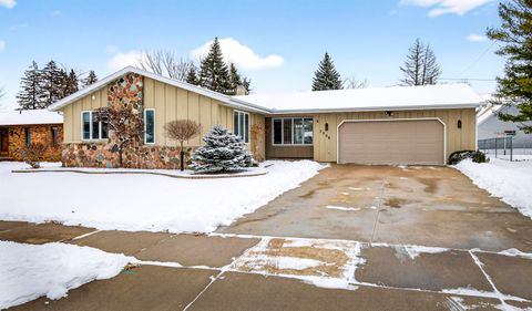 Photo of 2308 N APPLETON Street, APPLETON, WI 54911 (MLS # 50320156)