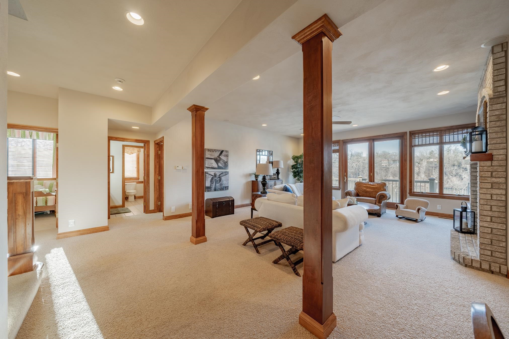 Appleton, Wisconsin 54915, United States, 4 Bedrooms Bedrooms, ,5 BathroomsBathrooms,Residential,Active,209031