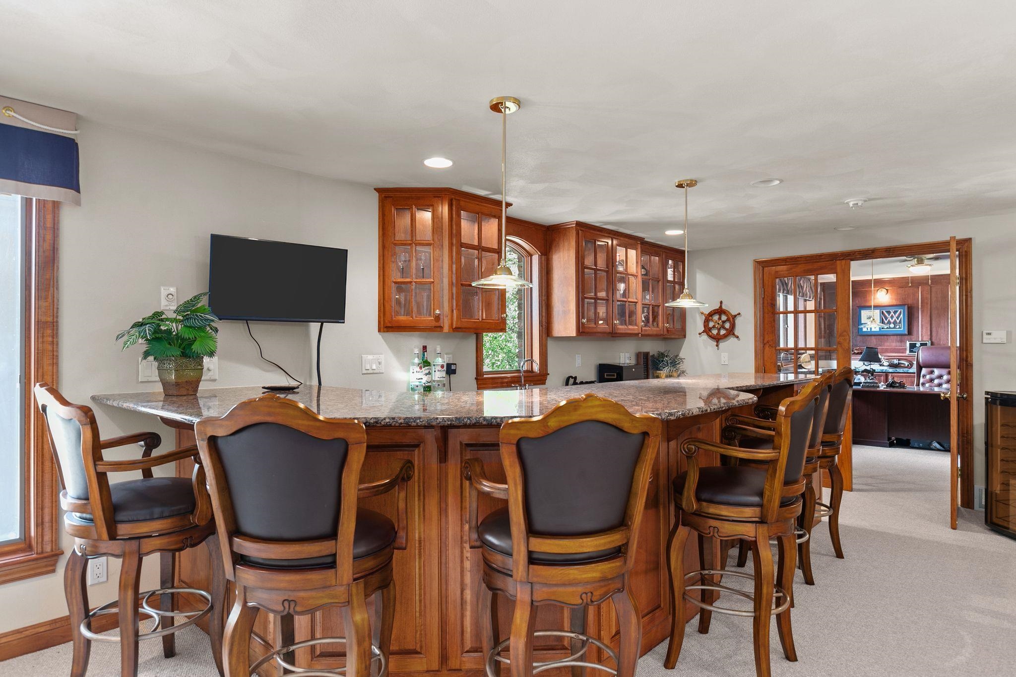 Appleton, Wisconsin 54915, United States, 4 Bedrooms Bedrooms, ,5 BathroomsBathrooms,Residential,Active,209031