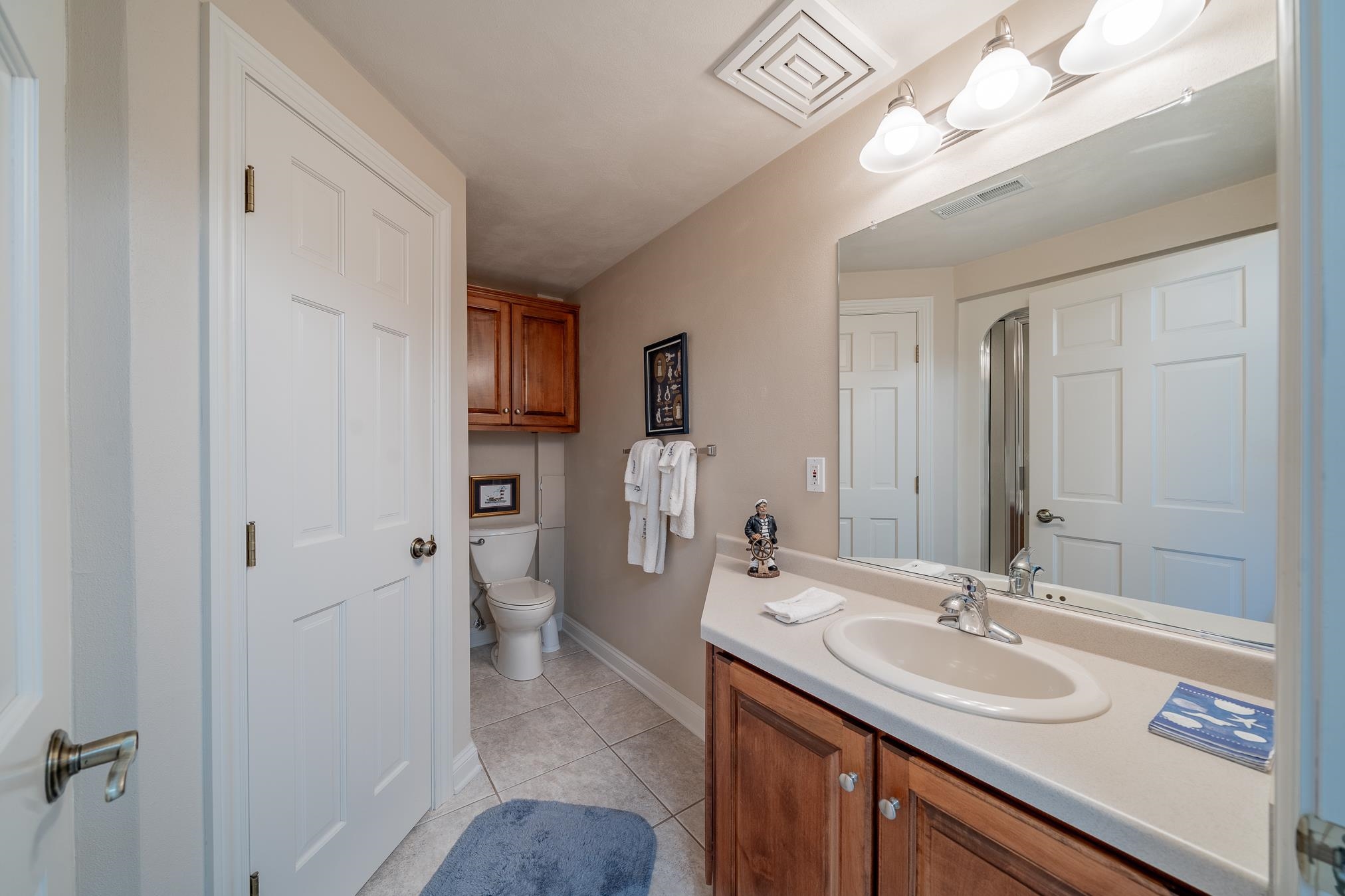 Appleton, Wisconsin 54915, United States, 4 Bedrooms Bedrooms, ,5 BathroomsBathrooms,Residential,Active,209031