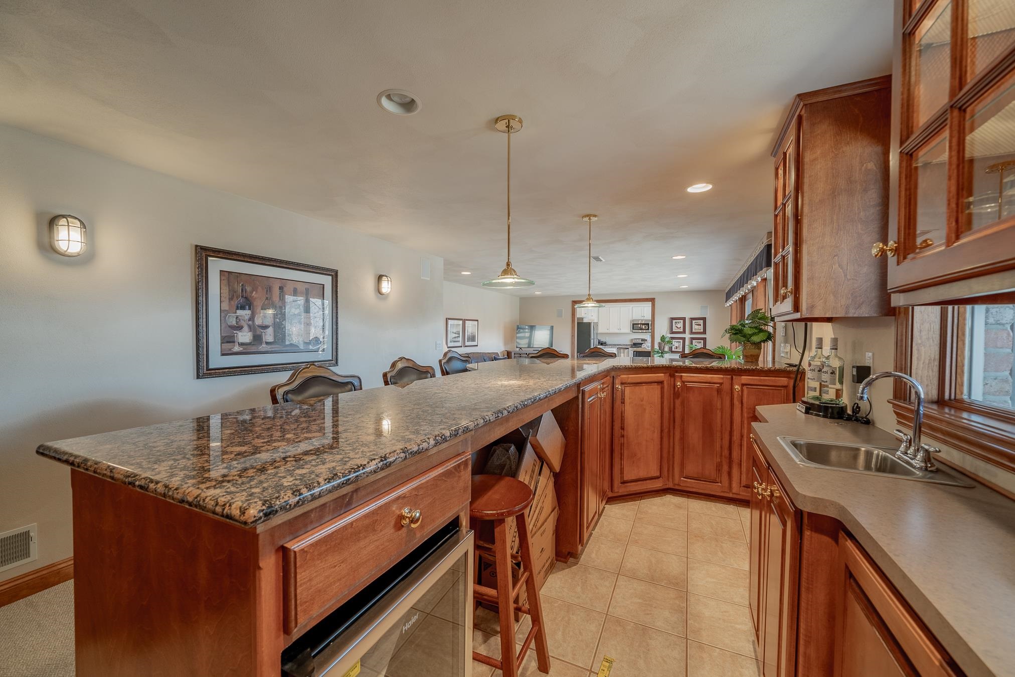 Appleton, Wisconsin 54915, United States, 4 Bedrooms Bedrooms, ,5 BathroomsBathrooms,Residential,Active,209031