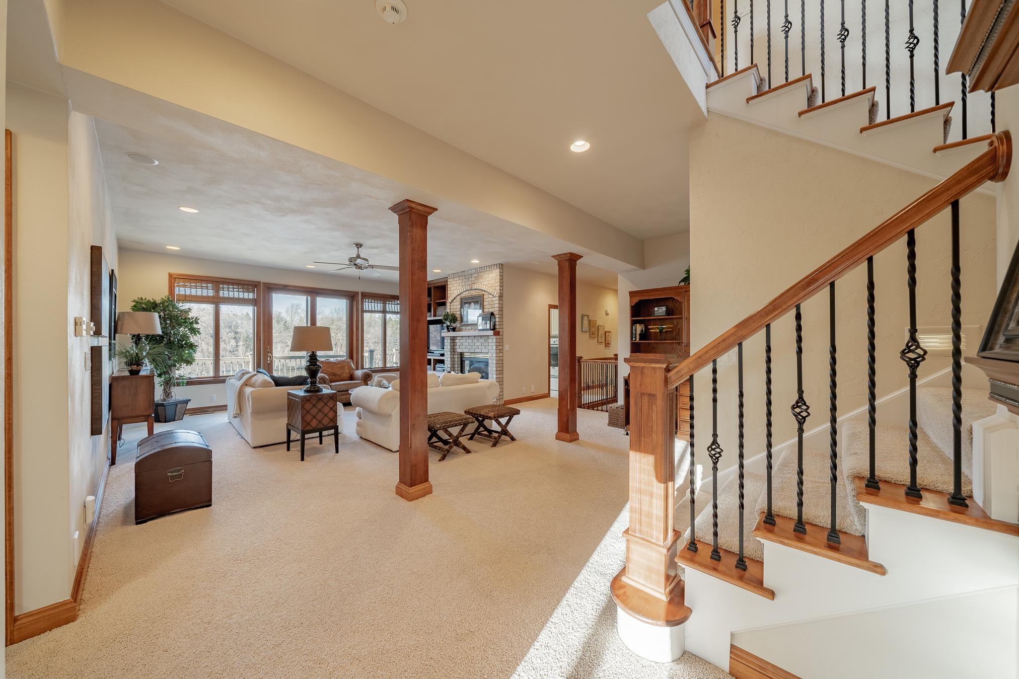 Appleton, Wisconsin 54915, United States, 4 Bedrooms Bedrooms, ,5 BathroomsBathrooms,Residential,Active,209031