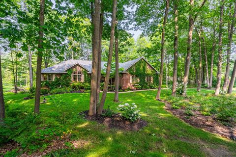 Photo of 7068 LONE OAK Lane, SOBIESKI, WI 54171 (MLS # 50321194)