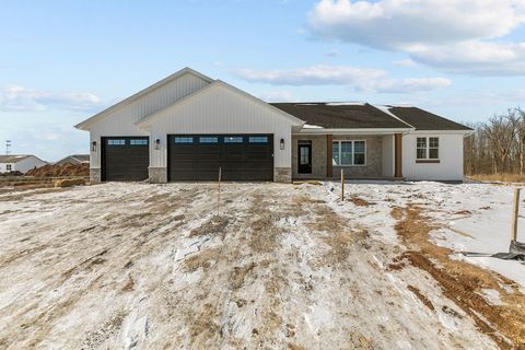 N8881 KILLARNEY Way MENASHA WI 54952